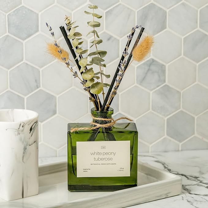 Craft & Kin Reed Diffuser with Dried Flowers | 5 oz White Peony & Tuberose Scented Reed Diffusers for Home, Bathroom | Scent Sticks | Elegant Fragrance Home Decor for Men & Women