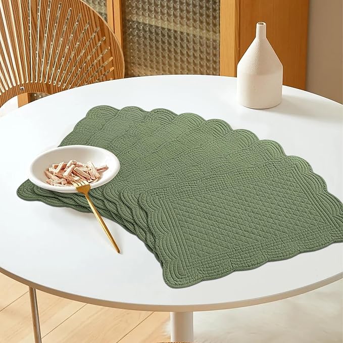 HOMBYS Quilted Placemats Set of 6 Washable-13x18 inches Rectangular Placemats for Kitchen Table-100% Cotton Fabric Rectangular Table Mats, (Emerald Green)