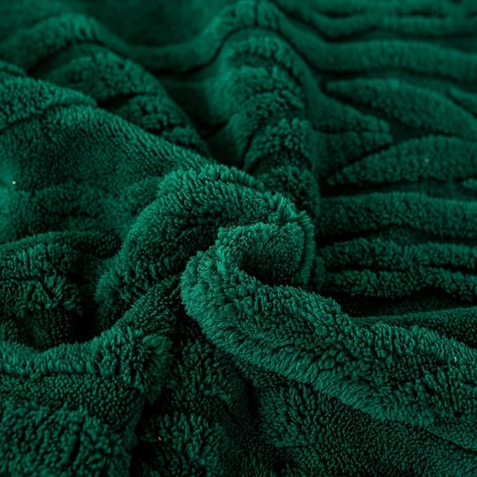 YUSOKI Sherpa Queen Size Blanket(Without Pillows)-3D Stylish Design Cozy Plush Fluffy Blankets for Teen Girls Women Couch Bed Sofa Chair Gift(Forest Green,90"x90")