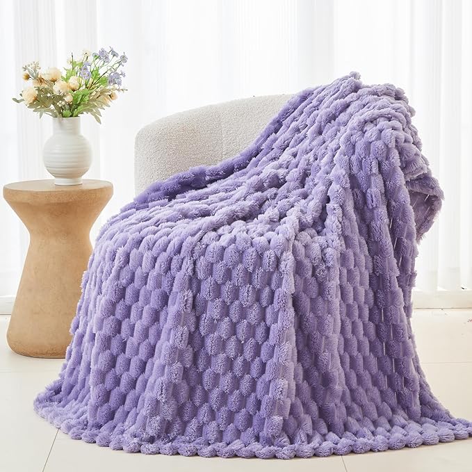 NEWCOSPLAY Super Soft Twin Blanket Lavender Premium Silky Flannel Fleece 3D Clouds Stylish Jacquard Lightweight Bed Blanket All Season Use 350GSM (Lavender, Twin(60"x80"))