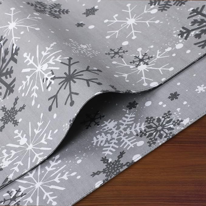 Urban Villa Placemats Grey Snowflake 100% Cotton Fused Tablemats for Dining 14''x20'' Over Sized Set of 6 Placemats for Christmas Celabrations Wedding Parties Every Day Use Heavier Quality Placemats