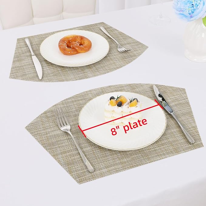 SHACOS Wedge Placemats Set of 4 for Small Round Table Woven Vinyl Table Placemats Wipe Clean CircleTable Mats Indoor Outdoor, Beige