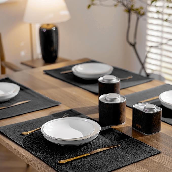 Demetex Black Placemsts Set of 4 Stain Resistant Cloth Place Mats Heat Resistant Linen Table Plate Mats for Kitchen Dining Party Gathering, Black