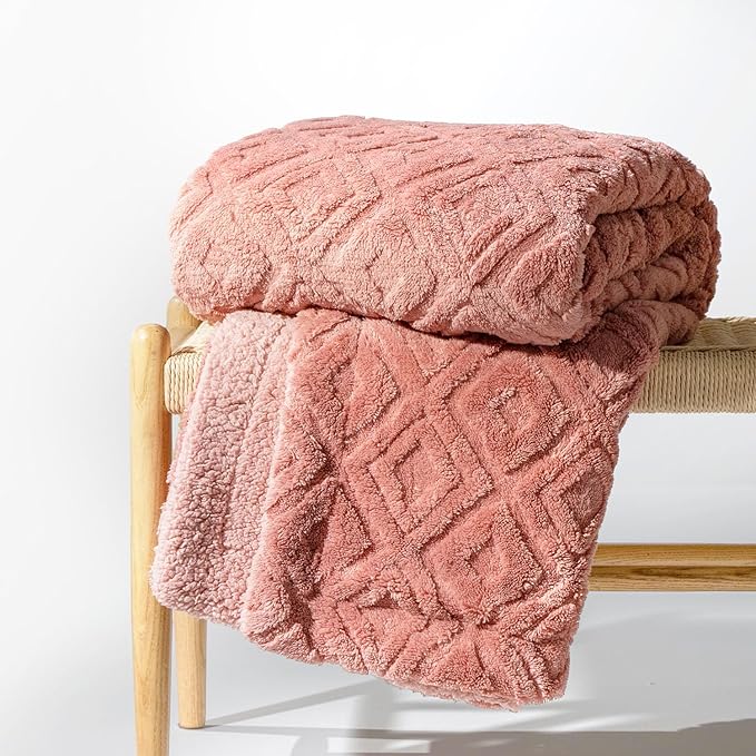 EVERGRACE Jacquard Boho Sherpa Fleece Throw Blanket for Couch, Super Soft Cozy Fuzzy Plush Blankets for All Seasons, Reversible Thick Warm Blanket for Bed, Sofa, Living Room, Dusty Pink, 50" x 60"