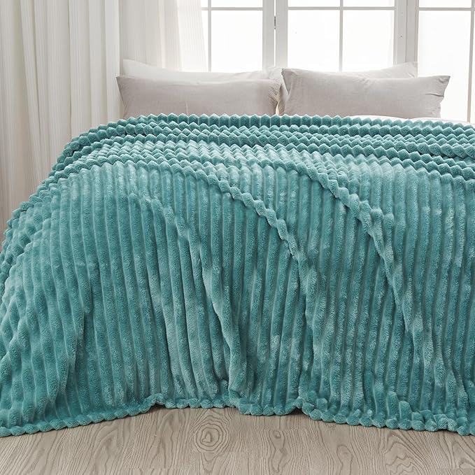 NEWCOSPLAY Super Soft Queen Blanket Light Teal Premium Silky Flannel Fleece 3D Ribbed Jacquard Lightweight Bed Blanket All Season Use (Light Teal Ribbed, Queen(90"x90"))