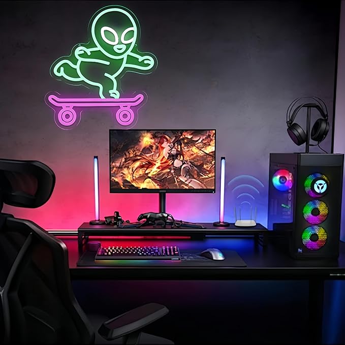 Alien Skateboard Neon Cool LED Light Up Sign For Room Wall decor Neon Alien Sign for Teen Boys Room Decor Dimmable LED Sign for Wall Art Gifts 12.6 * 14.2IN