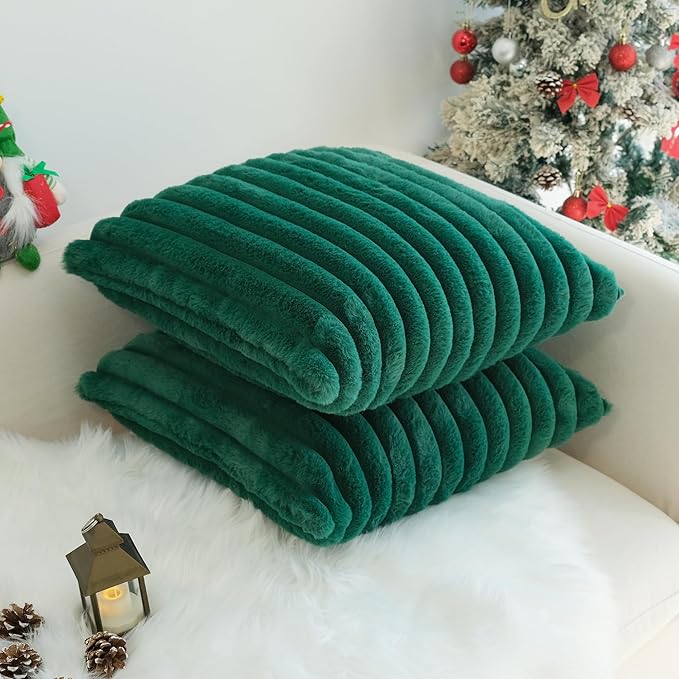 JOJUSIS Pack of 2 Faux Fur Plush Decorative Throw Pillow Covers Couch Cushion Case Soft Pillowcases (Dark Green, 20 x 20-Inch)