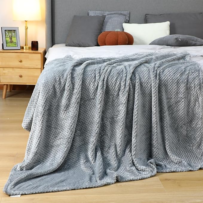 Newwiee 4 Pcs Flanne Fleece Throw Blanket for Bed Couch Large 3D Waffle Textured Soft Blanket Winter Warm Lightweight No Shedding No Pilling Decorative Throw, 50x60 Inch(Neutral Color)