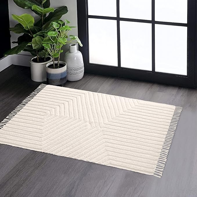 Boho Bathroom Rug 2' x 3', Washable Hand-Woven Tufted Cotton Rug with Tassels for Entryway, Foyer, Bedroom, or Kitchen - Pestal Linen