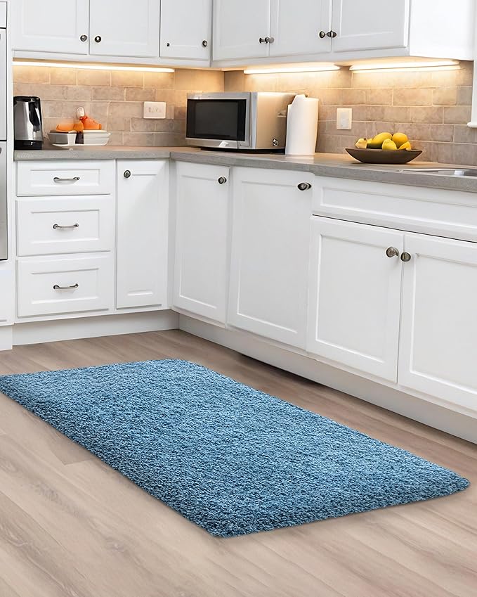 ILANGO Blue Bathroom Rugs 24" × 17" Small Non Slip & Super Absorbent Extra Thick Soft, Washable Bath Mat for Floor, Microfiber Plush Shaggy Bath Rug with Rubber for Bathtub Shower Room Sink