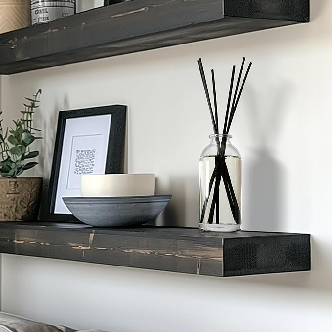 Urban Naturals Sandalwood & Vanilla Reed Diffuser Oil Gift Set | Tahitian Vanilla intermeshes & Desert Sandalwood Mingle to Create a Southern Bourbon Scent! | Great Idea