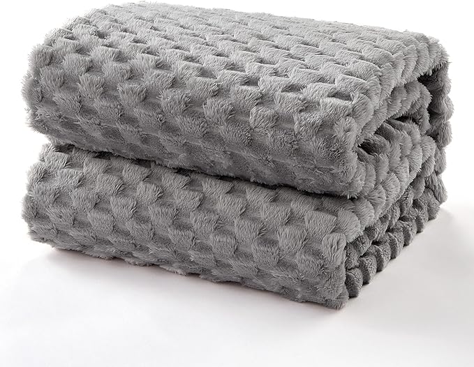 EXQ Home King Size Blanket for Bed or Couch - 3D Imitation Turtle Shell Jacquard Decorative Fleece Blankets - Cozy Soft Lightweight Fuzzy Flannel Blanket Suitable for All Seasons(90"×108",Light Grey)