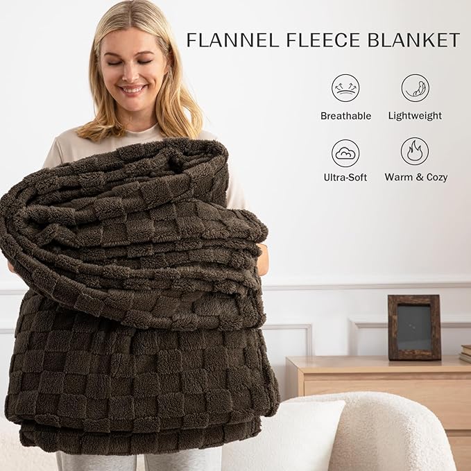 Exclusivo Mezcla Fleece Throw Blanket for Couch,Super Soft and Warm Lightweight Checkered Pattern Blankets for All Seasons, 50x60 Inches, Coffee