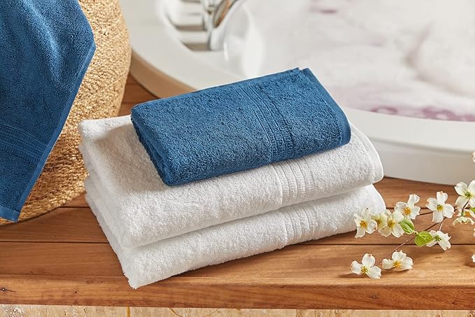 HOMELOVER 4 Piece Luxury Bath Towel Set - 100% Organic Cotton, 500 GSM, Hotel Quality, Highly Absorbent, Soft & Quick Drying Bathroom Towels for Showering, Washing & Guests (Snow White)
