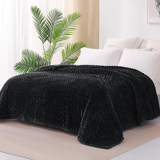 Exclusivo Mezcla Queen Size Soft Fleece Blanket, 90x90 Inches Stylish Jacquard Velvet Blanket for Bed, Fuzzy Cozy Lightweight for All Season, Black