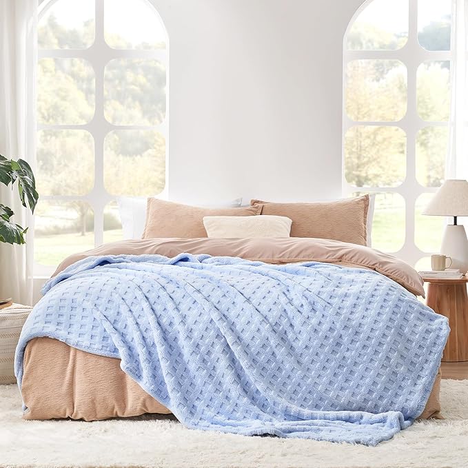Cozy Bliss Soft King Size Waffle Blanket - Lightweight Cozy Blankets Gift for Women,Cute Checkered Throws Blanket for Bed, Couch and Sofa,Light Blue,108x90 Inches