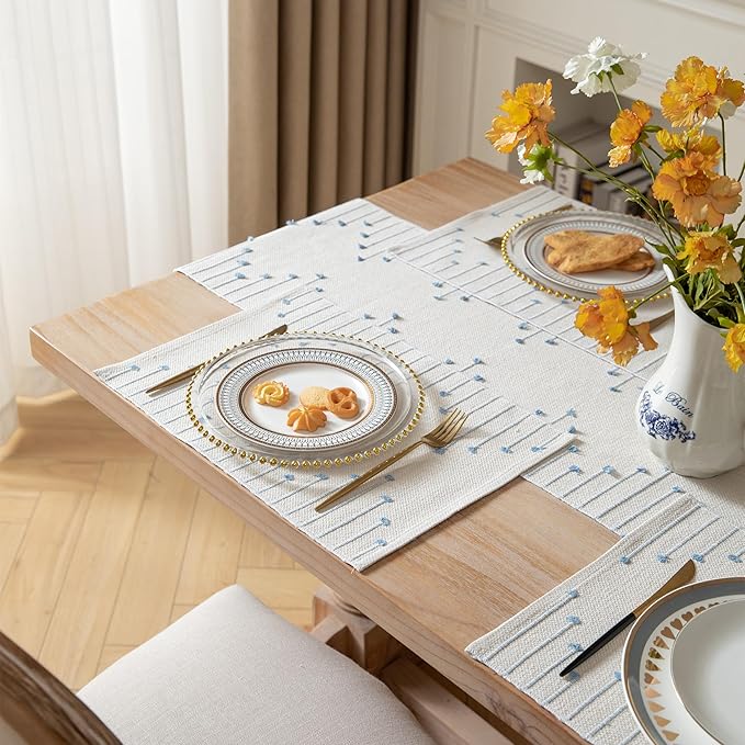 Placemats Set of 4 for Dining Table Décor, Woven Cloth Place Mats for Farmhouse Kitchen Tabletop, Handcrafted Machine Washable Cotton Table mats 13 x 19 Inch, Light Blue and Beige