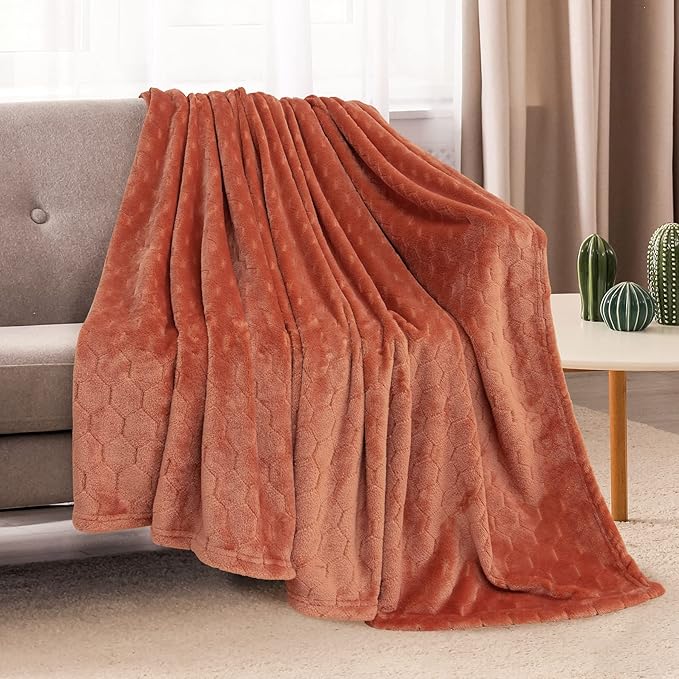TOONOW Fleece Blanket Textured Fuzzy Plush Throw Blanket Twin Size 60" x 80", Super Soft Fluffy Bed Blanket Geometric Pattern Comfy Microfiber Flannel Blankets for Couch, Bed, Sofa, Carnelian