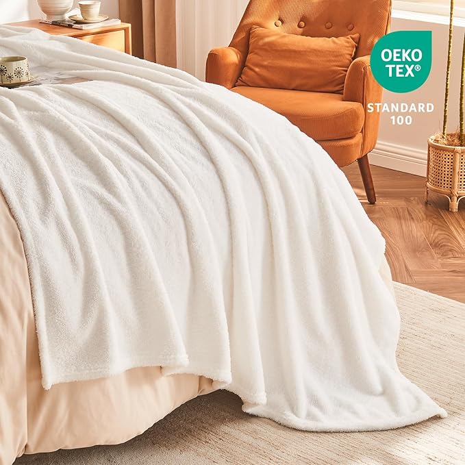 EMME Fluffy Soft Blanket Twin Size - 60"*80" Cream Soft Fluffy Warm Throw Blankets for Couch, Sofa, Chair, Bed, Camping, Picnic, Travel Lightweight Bed Blanket