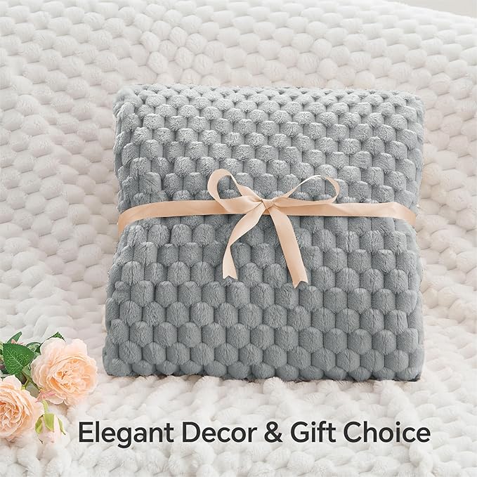 BEDELITE Fleece Blanket Twin Size for Bed Couch, 3D Jacquard Decorative Grey Throw Blanket, Soft and Cozy Warm Plush Fuzzy Throw All Seasons Suitable, 60x80Inches