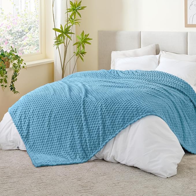 BEDELITE Fleece Blanket - 3D Jacquard Decorative Blue Throw Blankets for Couch & Bed, Soft and Cozy Warm Plush Fluffy Blanket All Seasons Suitable, 108x90Inches
