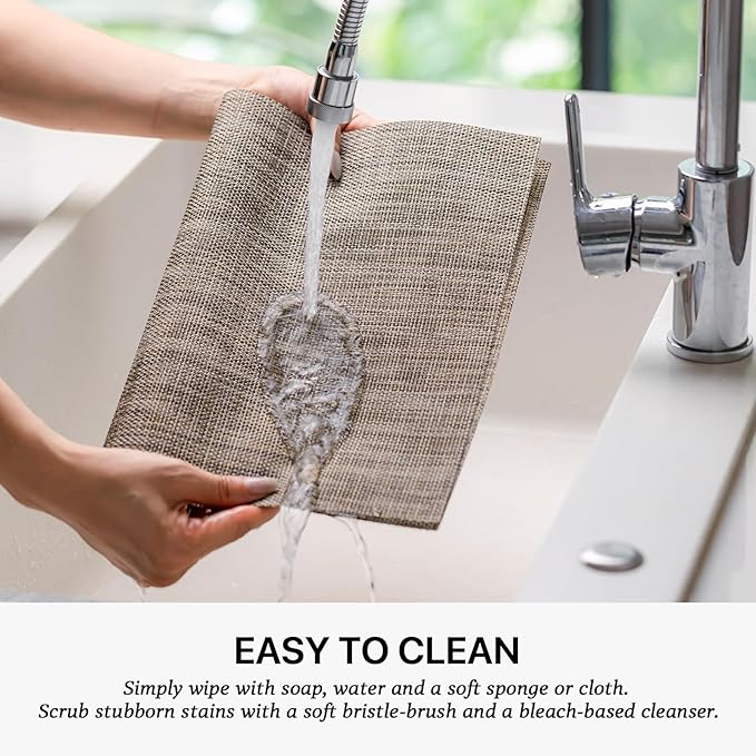LEXMORE Placemats Set of 8 Vinyl/Plastic Woven Place Mats for Kitchen Table Indoor/Outdoor Washable Placemat Wipeable Dining Table Mats(Cappuccino)