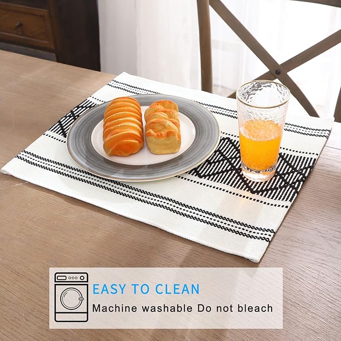 LUFEIJIASHI Elegant Thick placemats for Dining Table Decor Farmhouse Heat Resistant Table Place mats Set of 6 Quality Woven Cloth Placemats Washable Dinner mats (Black, 6)