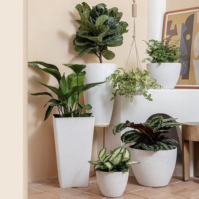 LA JOLIE MUSE Flower Pots Outdoor Garden Planters, Indoor Plant Pots with Drainage Holes, Plastic, Speckled White, Set 2 (8.6 + 7.5 Inch)
