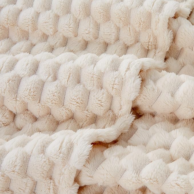 EXQ Home King Size Blanket for Bed or Couch - 3D Imitation Turtle Shell Jacquard Decorative Fleece Blankets - Cozy Soft Lightweight Fuzzy Flannel Blanket Suitable for All Seasons(90"×108",Beige)