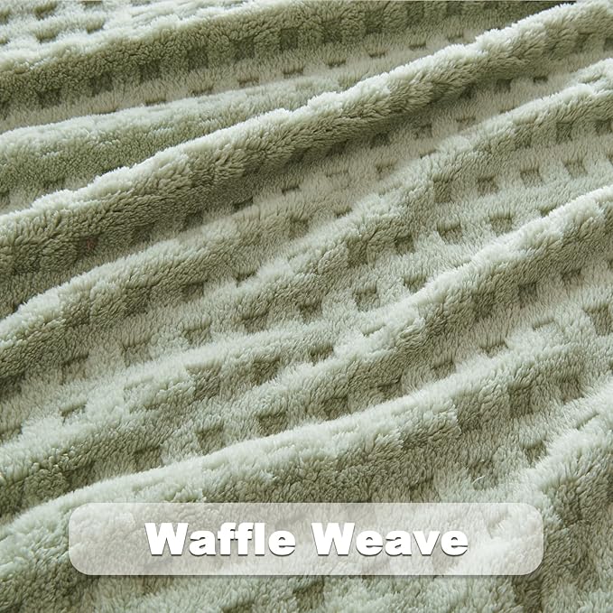 NEWCOSPLAY Super Soft Queen Blanket Green Premium Silky Flannel Fleece 3D Waffle Checkered Lightweight Bed Blanket All Season Use (Sage Green, Queen(90"x90"))