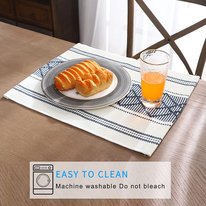 LUFEIJIASHI Elegant Thick placemats for Dining Table Decor Farmhouse Heat Resistant Table Place mats Set of 4 Quality Woven Cloth Placemats Washable Dinner mats (Navy Blue, 4)