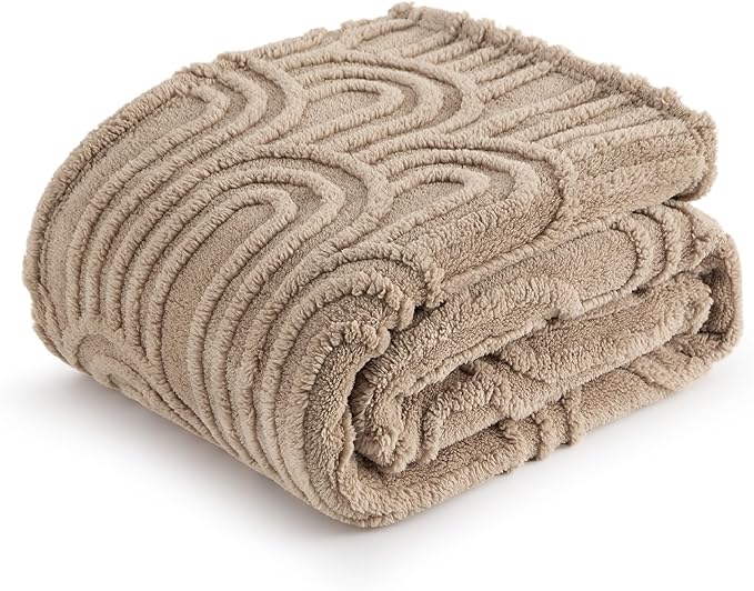 Bedsure Brown Throw Blanket for Women - Super Soft & Cozy, Fleece Blankets for Girls, Ideal for Couch & Bed, 50x70 Inches