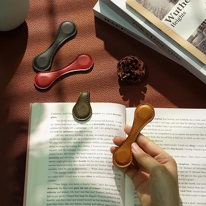 Leezmark 4 Pcs Magnetic Bookmarks, Classic Stitched Leather Bookmark, Lasable Engravable Blanks, Page Markers Reading Gifts for Book Lovers, Readers, Teachers, Leather Book Marks for Men Women