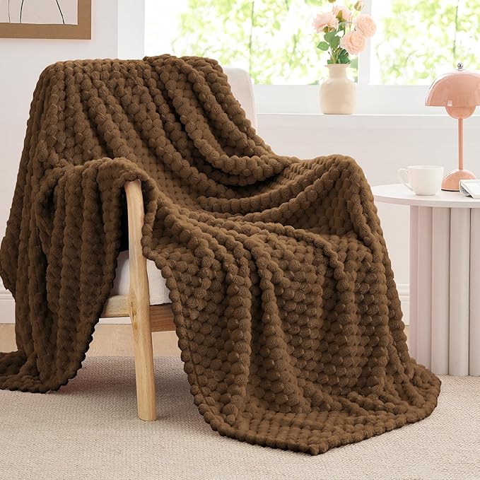 BEDELITE Fleece Blanket - 3D Jacquard Decorative Brown Throw Blankets for Couch & Bed, Soft and Cozy Warm Plush Fluffy Blanket All Seasons Suitable, 50x60Inches