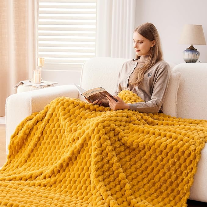 NEWCOSPLAY Super Soft Twin Blanket Mustard Yellow Premium Silky Flannel Fleece 3D Clouds Stylish Jacquard Lightweight Bed Blanket All Season Use 350GSM (Mustard Yellow, Twin(60"x80"))
