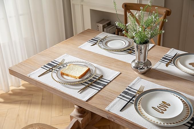Placemats Set of 4 for Dining Table, Woven Cloth Place Mats for Kitchen Tabletop Décor, Handcrafted Machine Washable Cotton Table mats 13 x 19 Inch, Black and Beige