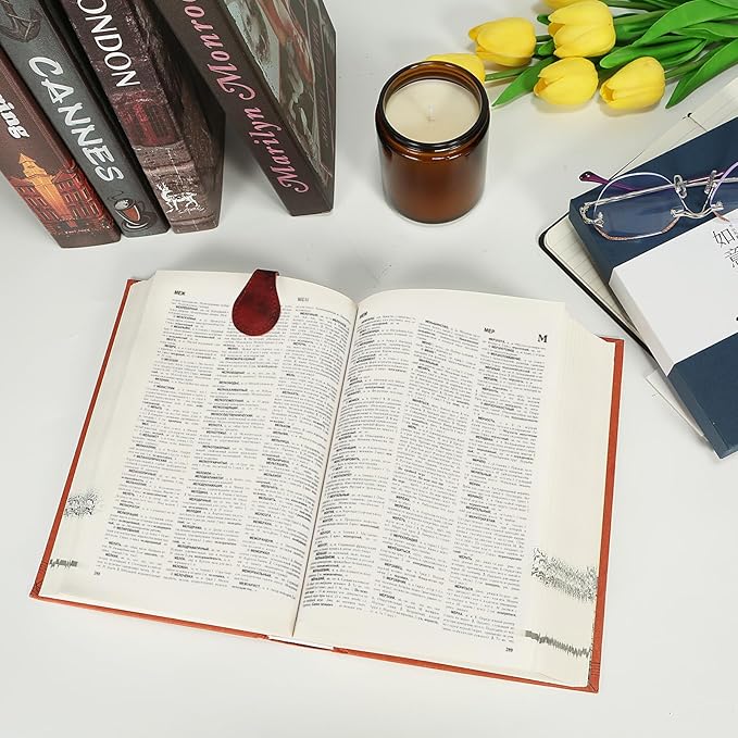 3Pcs Magnetic Leather Bookmarks for Men Women Book Lovers Handmade Natural Leather Bookmark Box Set Perfect for Birthday Gifts Teachers Appreciation