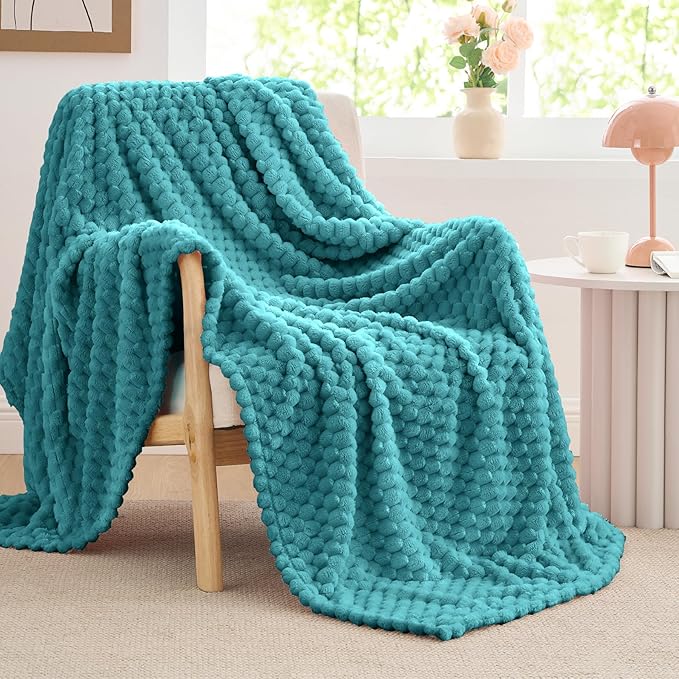 BEDELITE Fleece Throw Blanket for Couch & Bed - 3D Jacquard Decorative Teal Blanket, Super Soft and Cozy Warm Fuzzy Blanket All Seasons Suitable, 50x60Inches