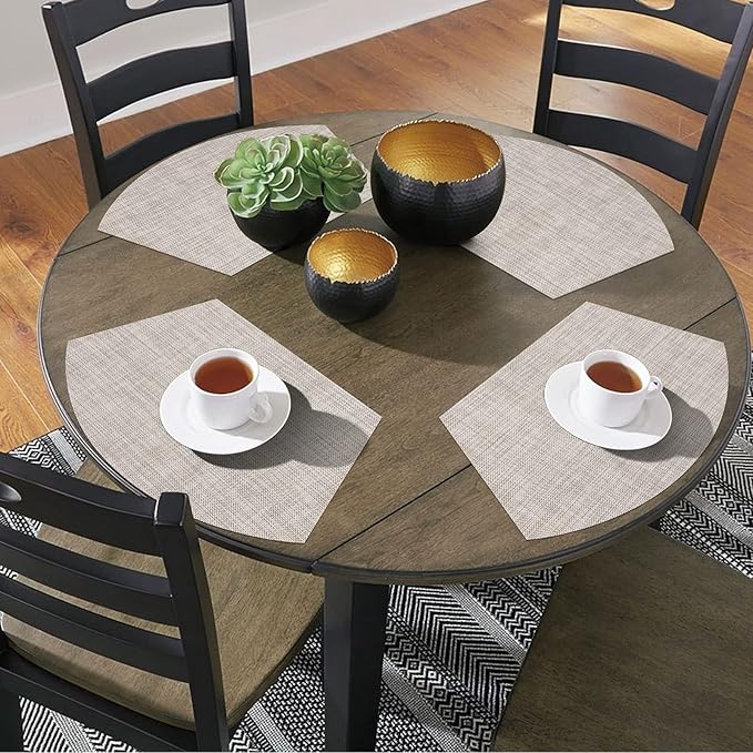 SHACOS Wedge Placemats Set of 8 Woven Vinyl Plastic Placemats for Small Round Table Place Mats Wipe Clean Non Slip Table Mats, Beige White Black