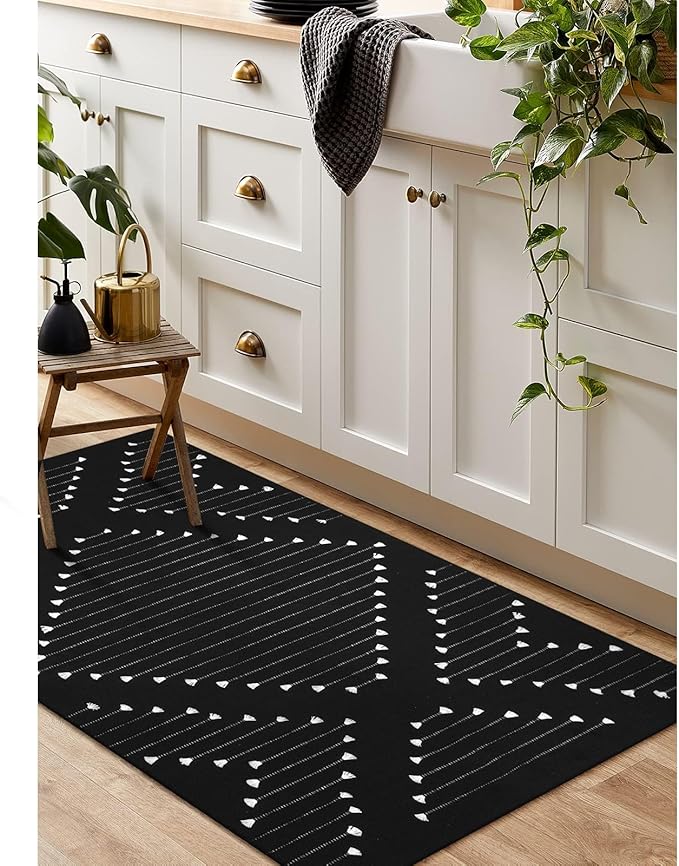 LIVEBOX Black Outdoor Entry Rug 2.3' x 3.6', Boho Porch Rug Washable Cotton Moroccan Front Door Mat,Hand-Woven Area Rugs Throw Carpet for Layered Entryway,Front Door Decor