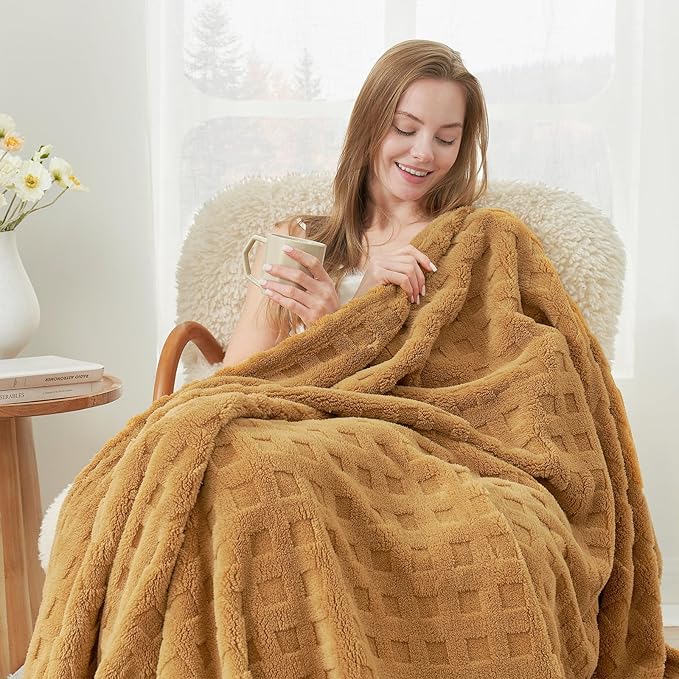 Cozy Bliss Ultra Soft Waffle Blanket - Lightweight Cozy Blankets Gift for Women,Cute Checkered Throws Blanket for Bed, Couch and Sofa,Brown,50x60 Inches