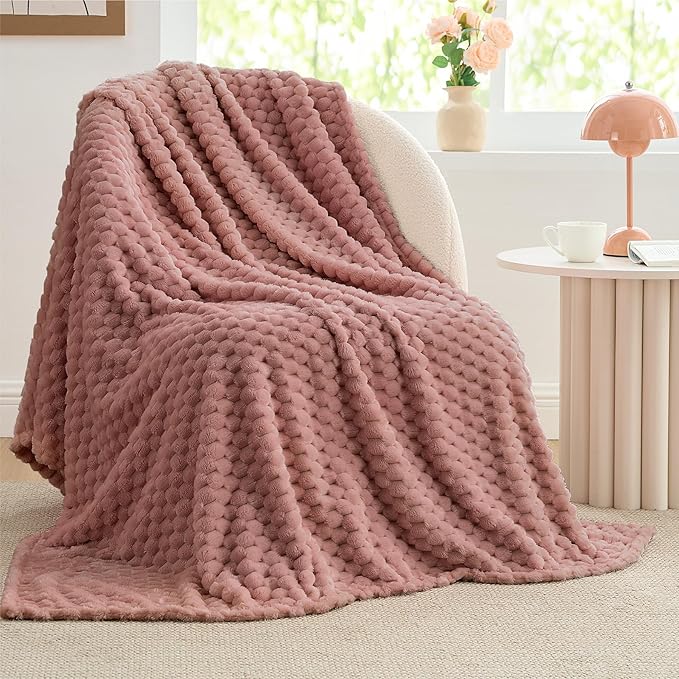 BEDELITE Jacquard Blanket, 3D Fleece Decorative Dusty Pink Twin Size, Soft and Cozy Warm Plush Fuzzy Throw All Seasons Suitable, 60x80Inches