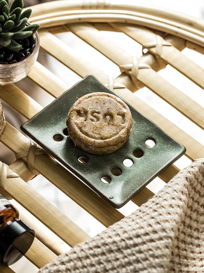 Ceramic Soap Dish with Self Drain for Shower, Bar Soap Holder to Lift and Keep Dry, Concave Design to Prevent Slipping, Suitable for Kitchen and Bathroom, Green