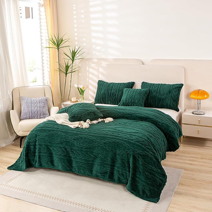 YUSOKI Sherpa Queen Size Blanket(Without Pillows)-3D Stylish Design Cozy Plush Fluffy Blankets for Teen Girls Women Couch Bed Sofa Chair Gift(Forest Green,90"x90")