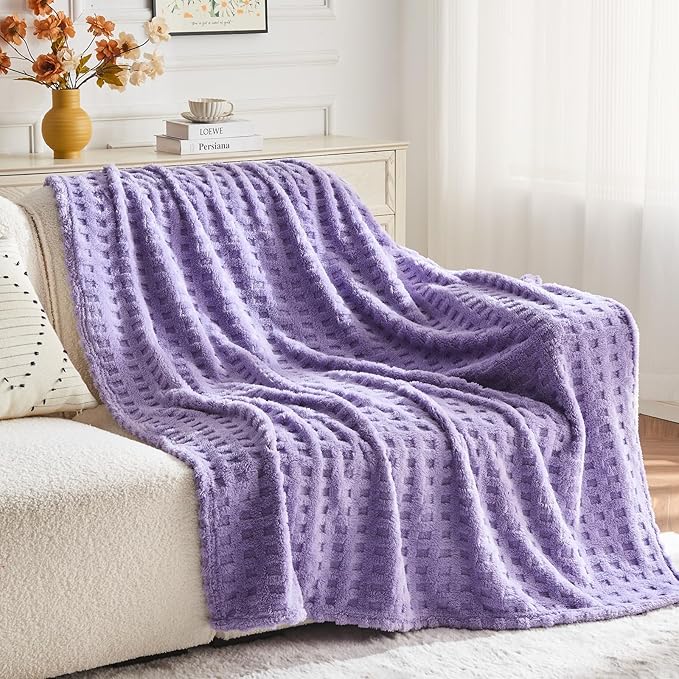 NEWCOSPLAY Super Soft King Blanket Lavender Premium Silky Flannel Fleece 3D Waffle Checkered Lightweight Bed Blanket All Season Use (Lavender, King(90"x110"))