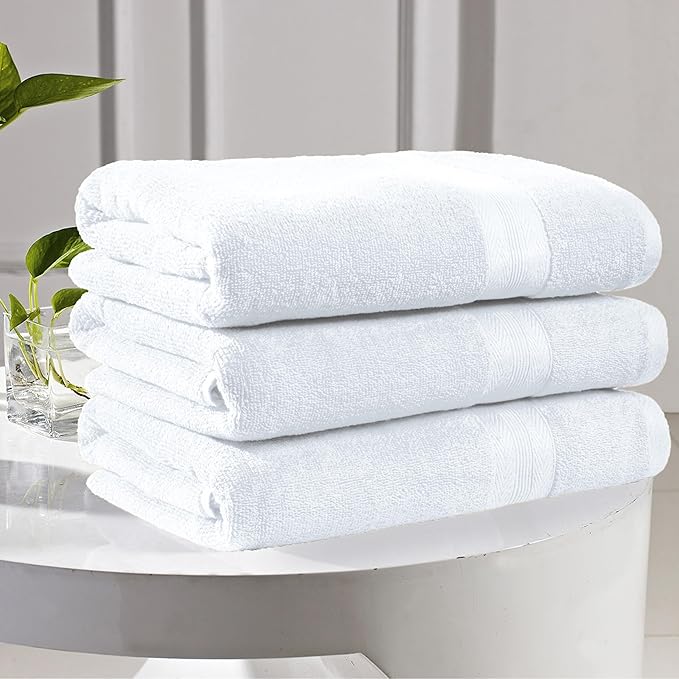 BOUTIQUO Premium Cotton 4 Pack Bath Towel Set - 100% Pure Cotton - 4 Bath Towels 27x54 - Ideal for Everyday use - Ultra Soft & Highly Absorbent - White