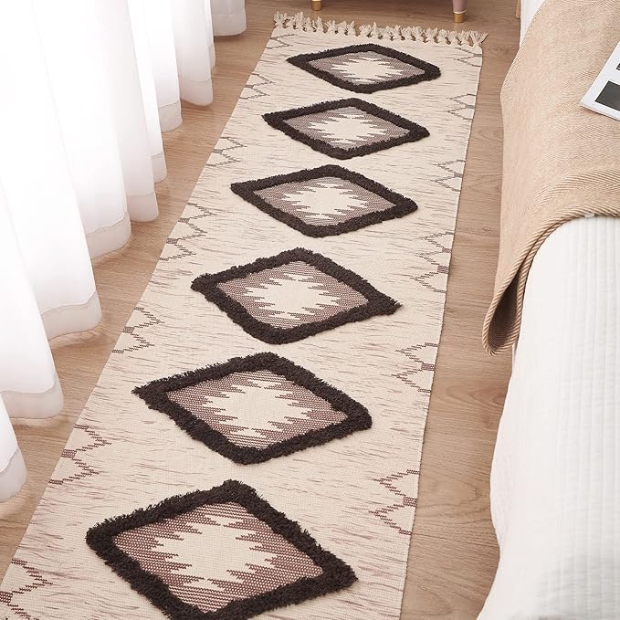 Boho Runner Rug 2'x6', Washable Hallway Farmhouse Area Rug, Kitchen Floor Mat with Tassels, Tufted Cotton Woven Entryway Carpet, Brown