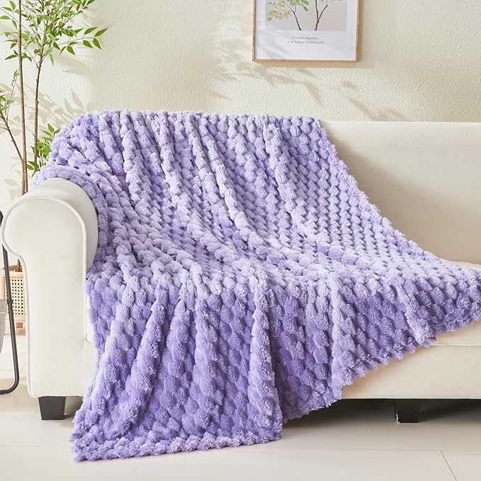 NEWCOSPLAY Super Soft Twin Blanket Lavender Premium Silky Flannel Fleece 3D Clouds Stylish Jacquard Lightweight Bed Blanket All Season Use 350GSM (Lavender, Twin(60"x80"))