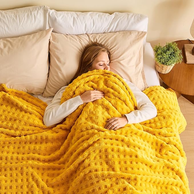 NEWCOSPLAY Super Soft King Blanket Yellow Premium Silky Flannel Fleece 3D Waffle Checkered Lightweight Bed Blanket All Season Use (Mustard Yellow, King(90"x110"))