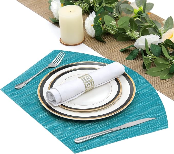 SHACOS Large Size Wedge Placemats with Centerpiece Set of 5, PVC Woven Vinyl Place Mats for Round Table Washable Indoor Outdoor Table Placemats, Blue